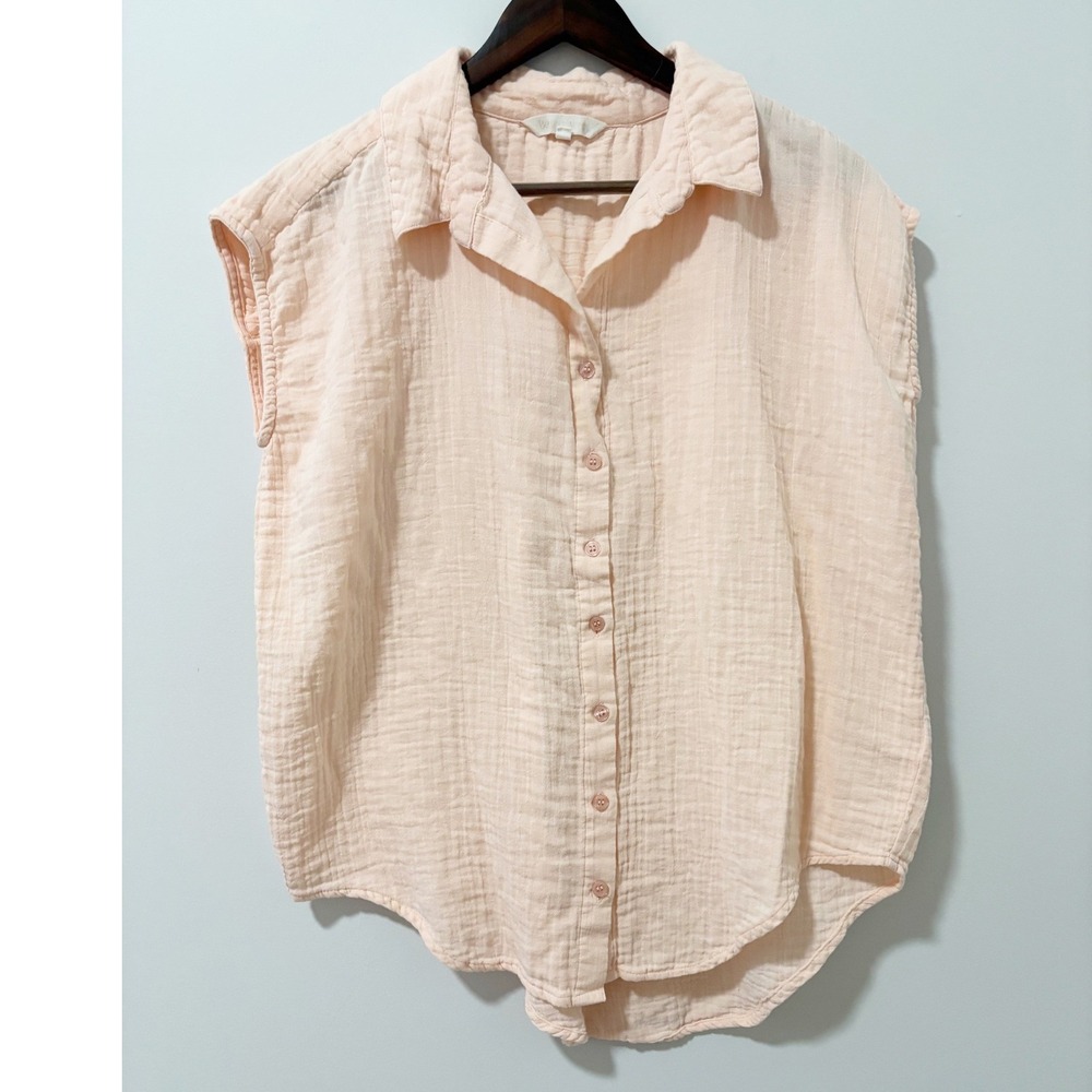 Beyond Words Button Down Women Size M Peach Sleeveless Cotton Gauze Blouse